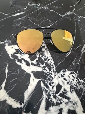 Quay Aviator Sunglasses with Gold Mirrored Lenses